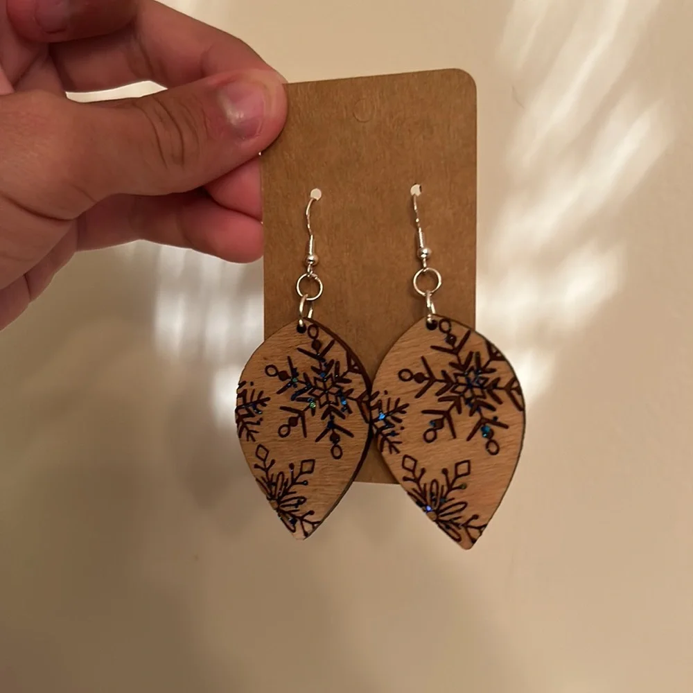 Engraved Wooden Snowflake Earrings Blue Sparkle Winter Artisan Dangle Statement - Picture 7 of 10